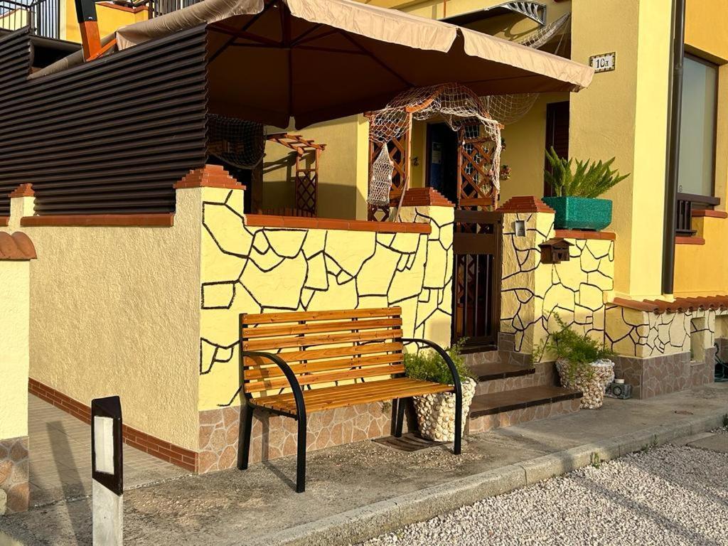 Triangolo Delle Bermuda B&B Termoli Exterior photo