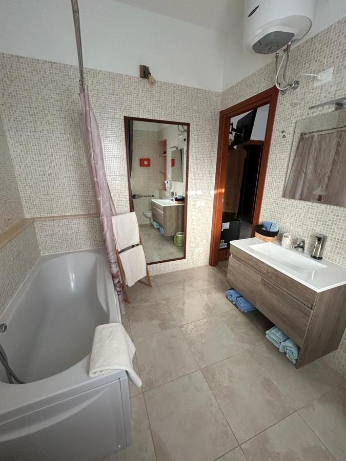 Triangolo Delle Bermuda B&B Termoli Exterior photo